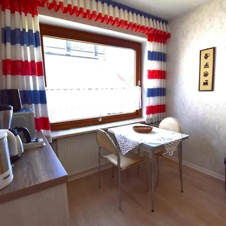 3034 H Ploen - Haus Heide - Fw 4 *